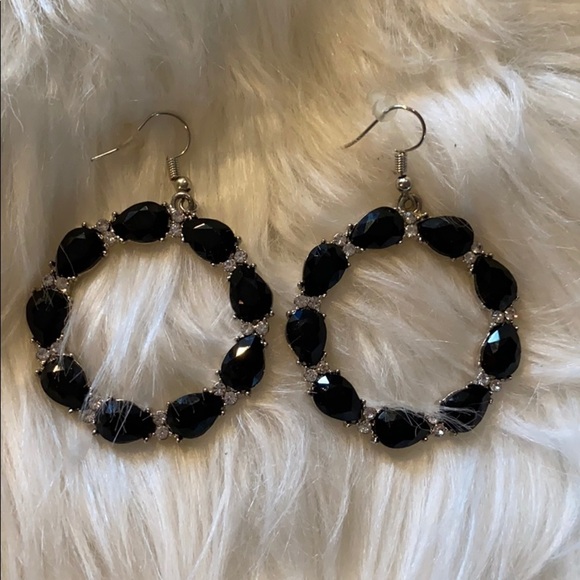 New without tags statement earrings - Picture 2 of 5